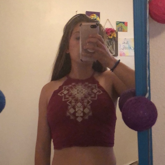 Hollister cropped halter top - Picture 2 of 3